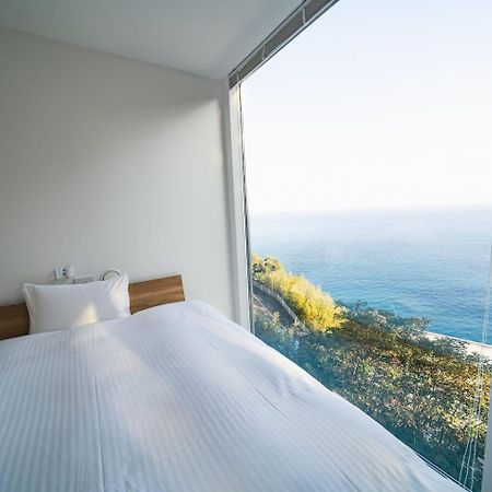 Villa White House Atami Atami  Esterno foto